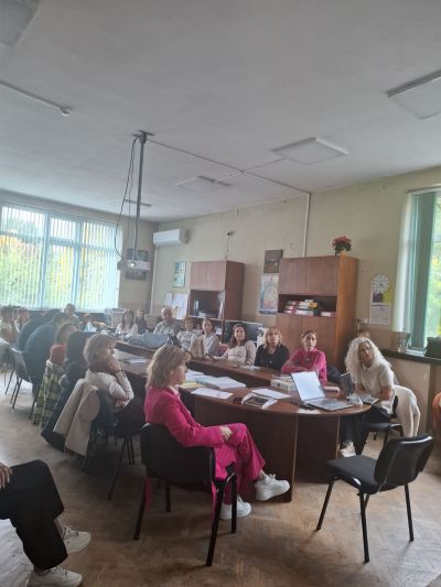 Вътрешноинституционална среща на учители, родители и ученици 3